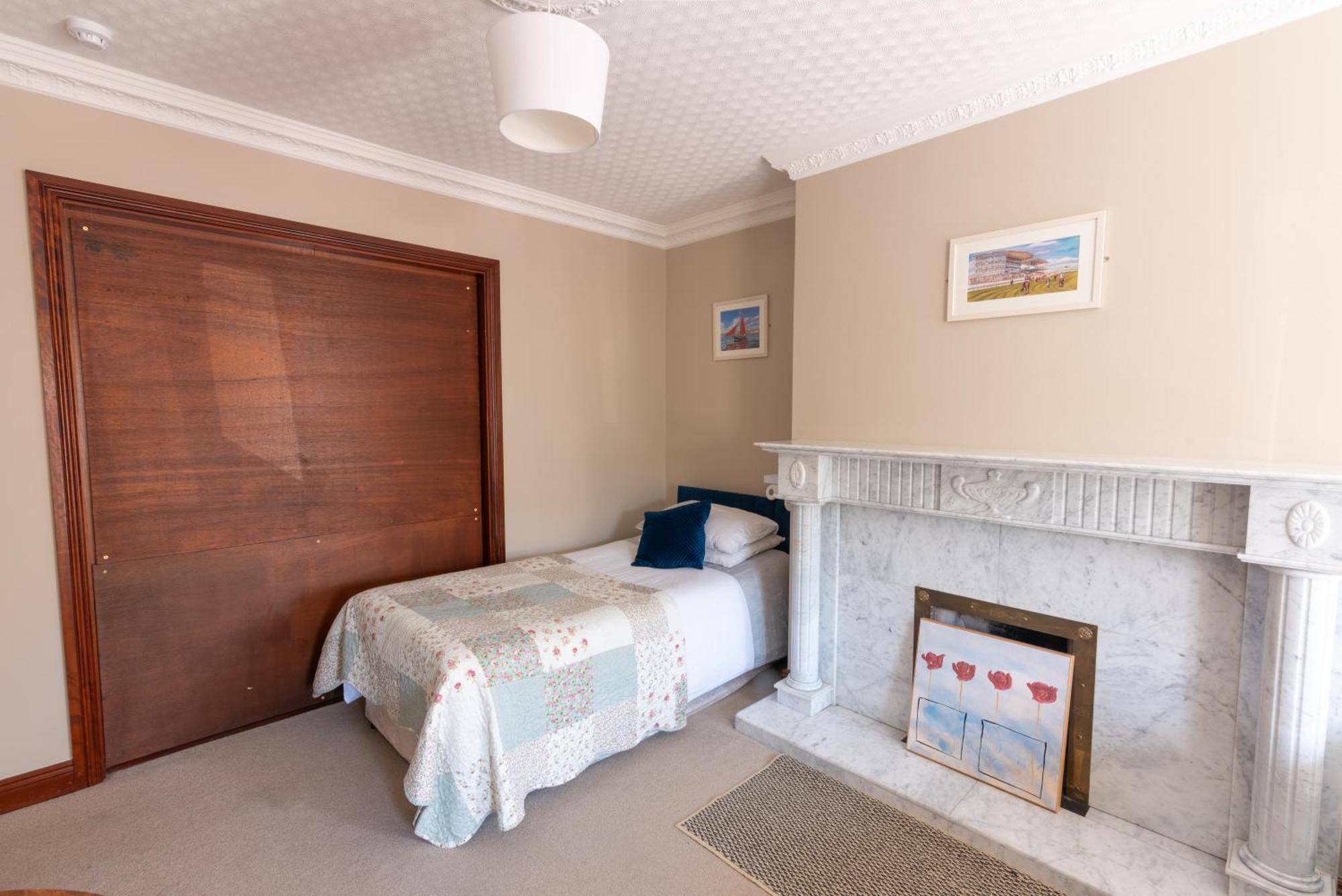 Hotel Avalon House à Galway Extérieur photo