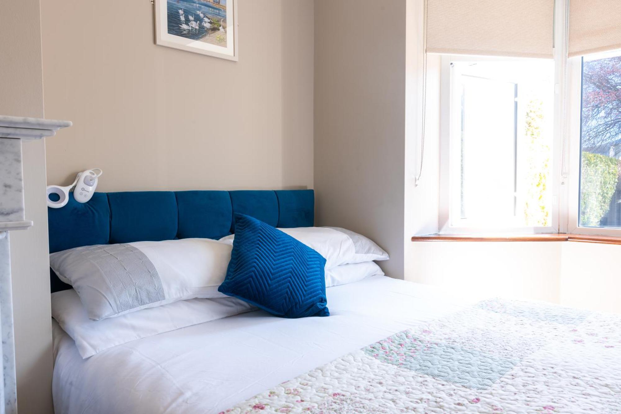 Hotel Avalon House à Galway Extérieur photo