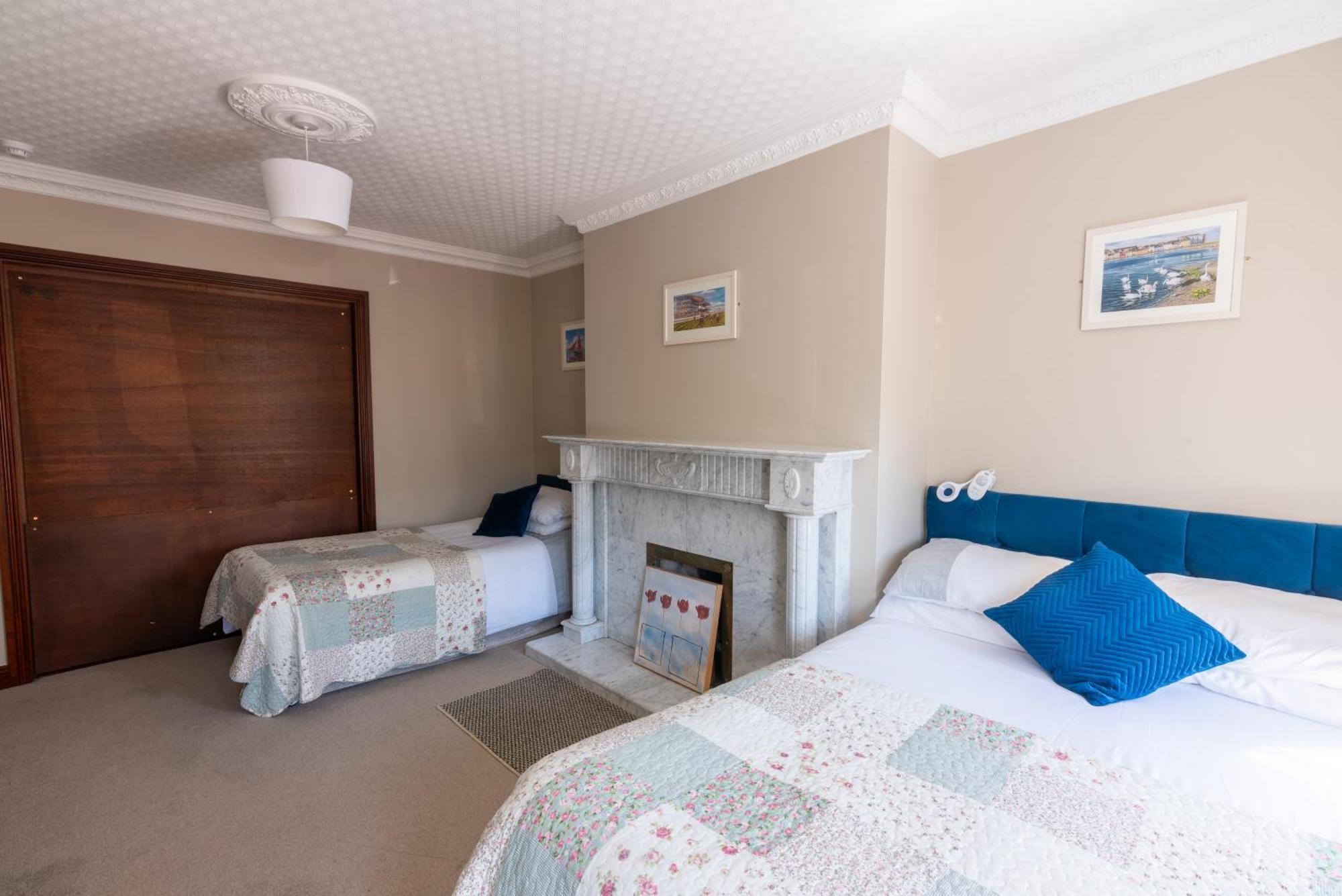 Hotel Avalon House à Galway Extérieur photo